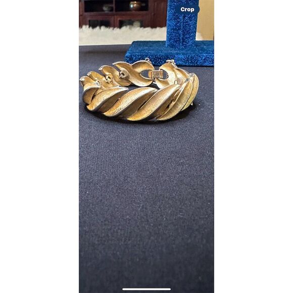 Crown Trifari Signed Vintage Gold Tone Linked Chain Bracelet 6.75" - Picture 13 of 13